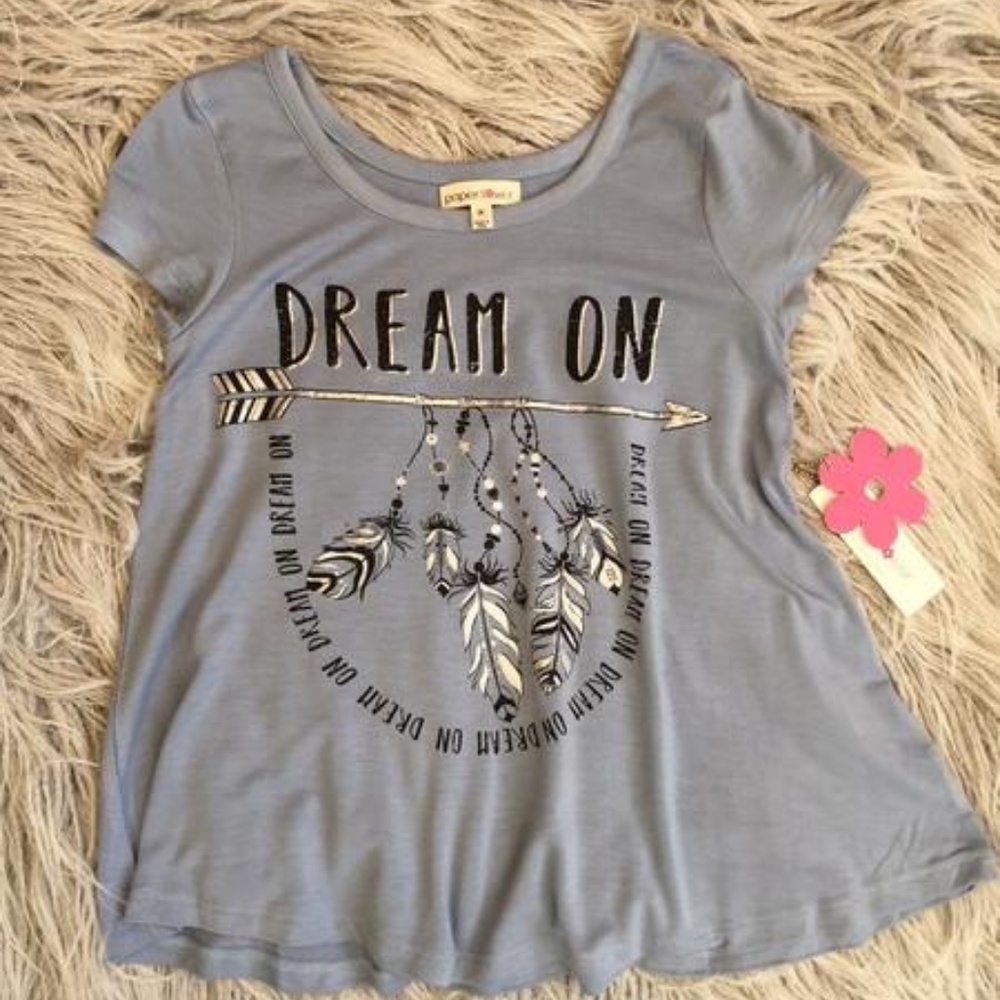 DREAM ON TOP BY PAPER FLOWER